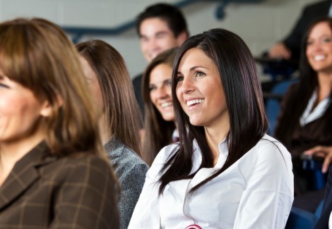 women-audience-470x325