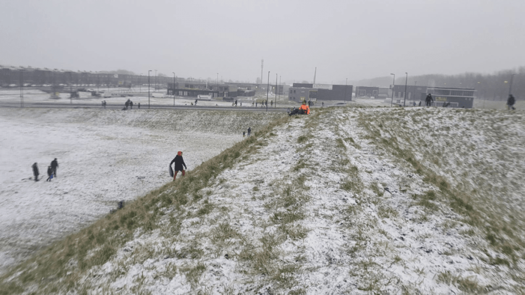 Sneeuwglijden