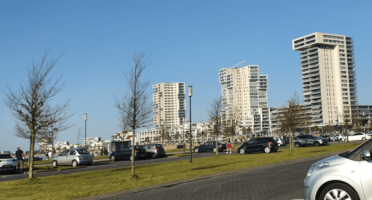 Dinsdagavond 30 maart: aanrijding Kosboulevard, twee gewonden.