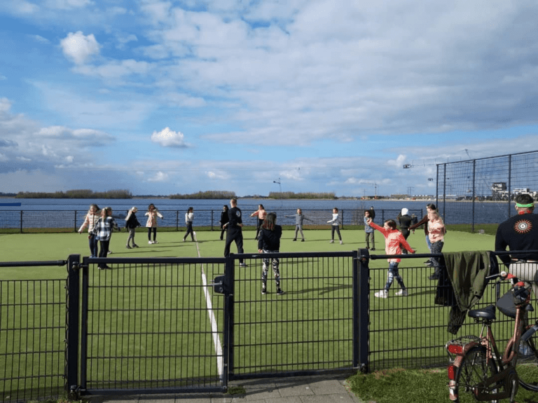 Wijk Rotterdam-Nesselande krijgt een eigen voetbalclub (= 1 april grap)