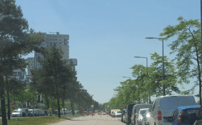 Boulevard Nesselande ook 15 en 16 juni 2021 afgesloten; Cypruslaan is verkeers-knelpunt