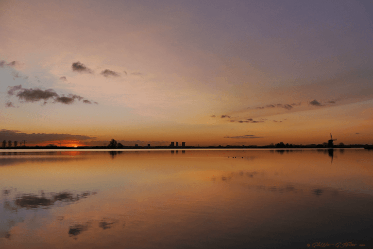 [VIDEO] Timelapse zonsopgang skyline @Nesselande, december 2021 #zon #opgang #skyline #torens #nieuws #nesselande #weer