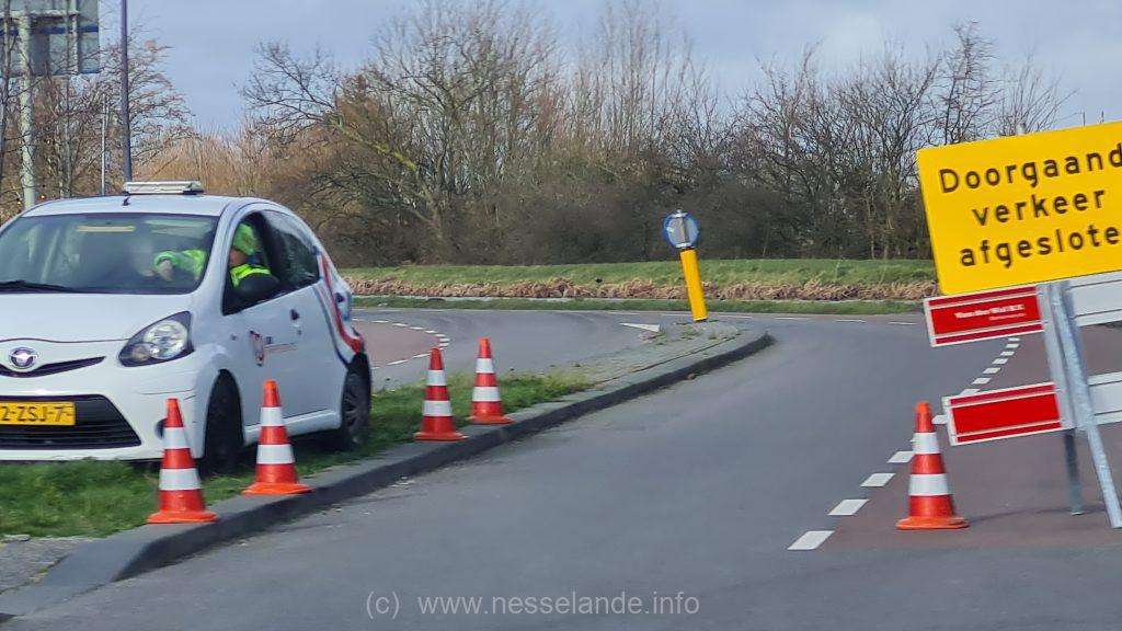 Vrijdag 25 februari is de dijk afgesloten voor verkeer vanuit Nesselande vanwege de mega-operatie