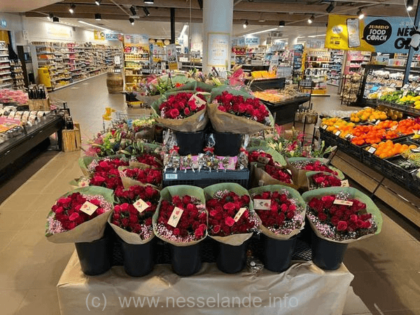 Jumbo Nesselande al om 16 uur gesloten #storm #eunice