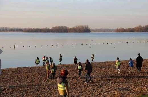 Wandelen en bewegen aan het strand Nesselande