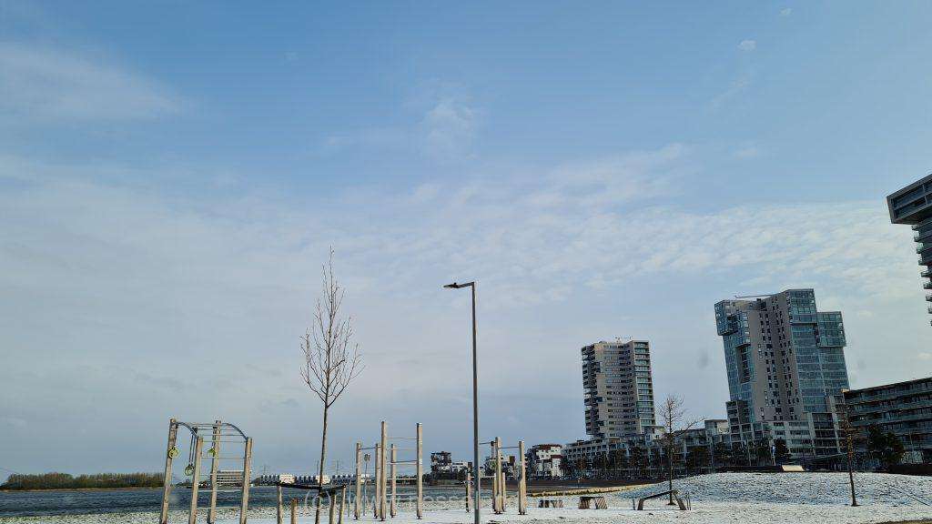 Nesselande strand met sneeuw