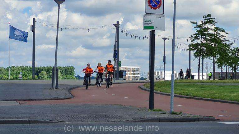 2500 Rotterdamse scholieren doen Praktisch Verkeersexamen, startsein door @judithbokhove