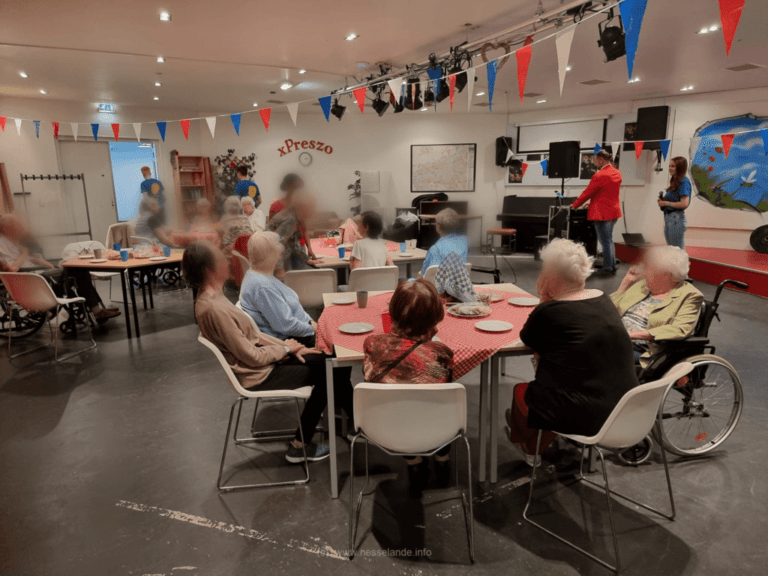 Zadkine event academy verrast bewoners De Kristal Nesselande