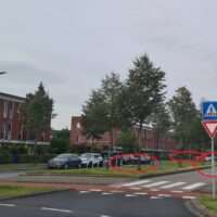 De GID’s zijn gekoppeld aan apparatuur die geluid meet. Ook worden er op twee locaties microfoons ingezet. Bij geluidsoverlast of extreem harde geluiden verschijnt er op het display een boodschap,  die waarschuwt voor een boete van 280 euro.