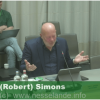 Ook falende Leefbaar Rotterdam, heer Simons uit Nesselande, verlaat de politiek #raad010